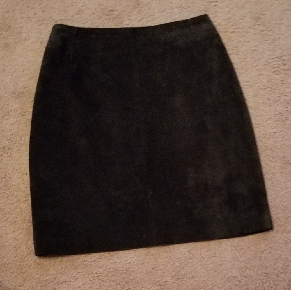 Peter Nygard Black Mini Skirt